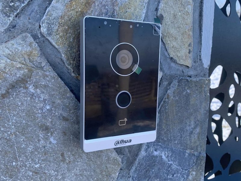 Sisteme de supraveghere / alarma / poarta automatizata